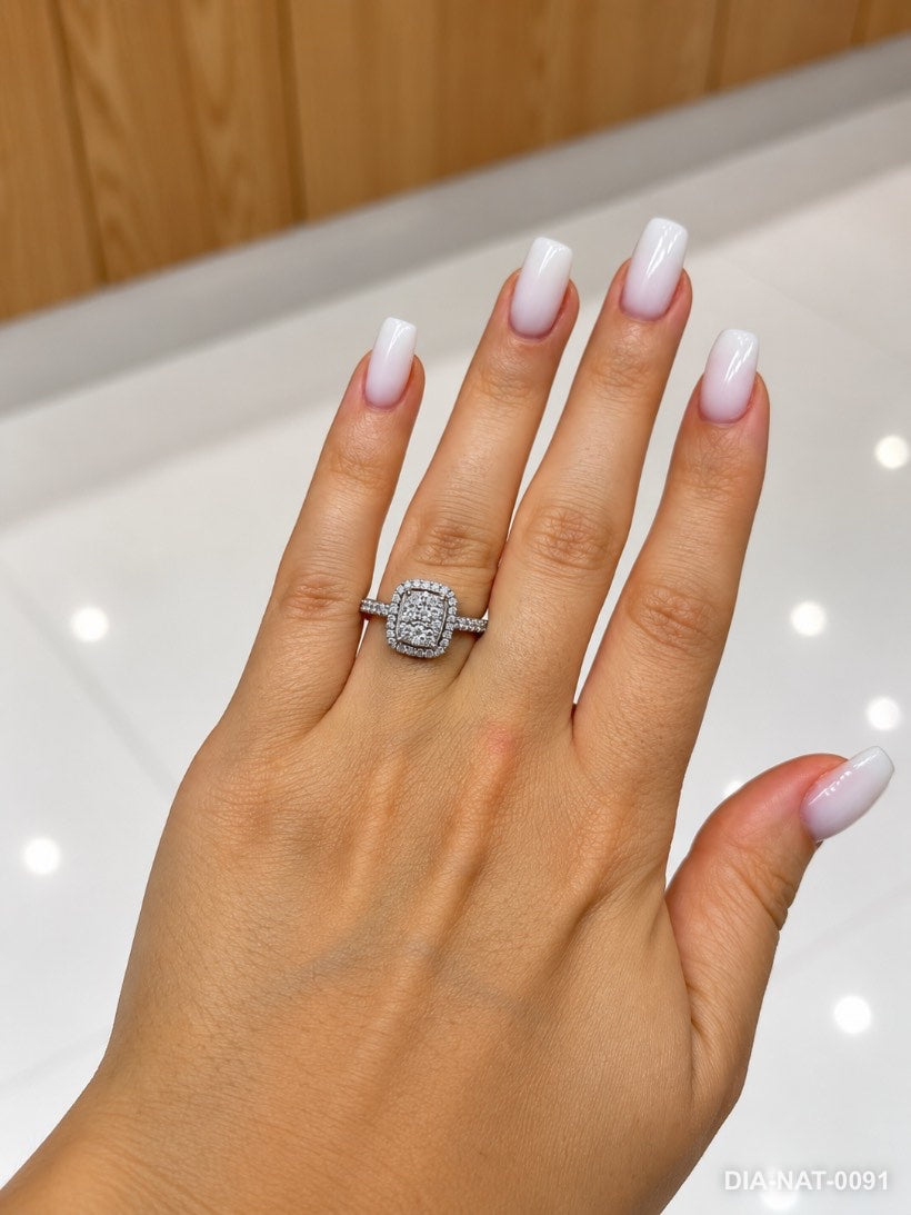 Bague rectangulaire diamants naturels 0,81 ct – or blanc – photo 2 – Diamea, joaillerie diamant à Casablanca