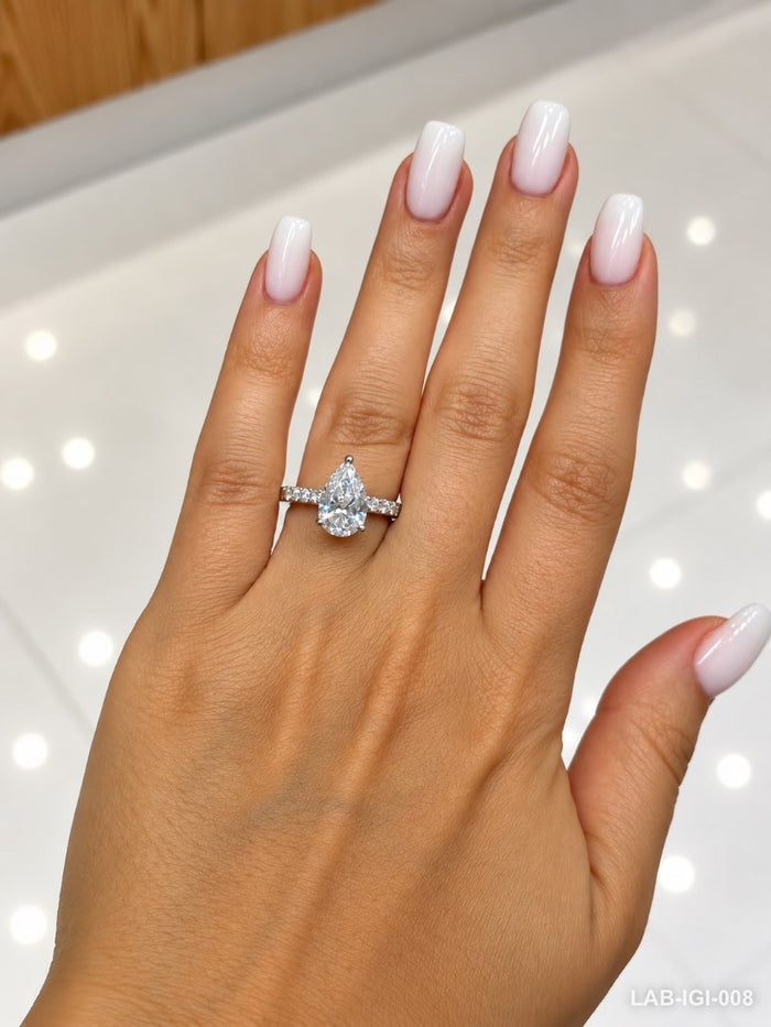 Bague solitaire diamant de laboratoire - Poire 2 ct pavée