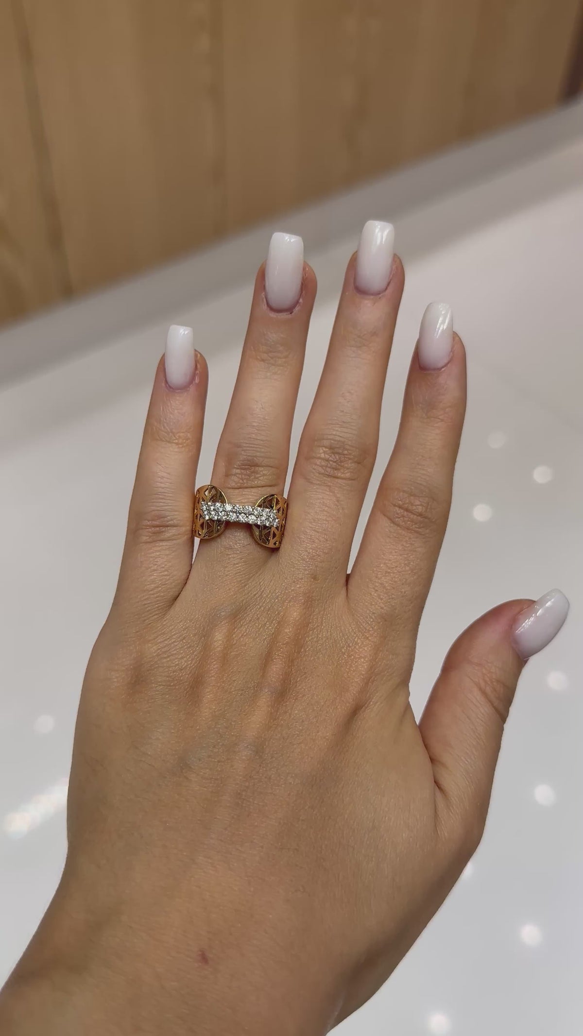 Bague diamant Ajourée Bandeau Diamants en or rose 18 carats, 0,44 ct de diamants naturels – Diamea – vidéo 1