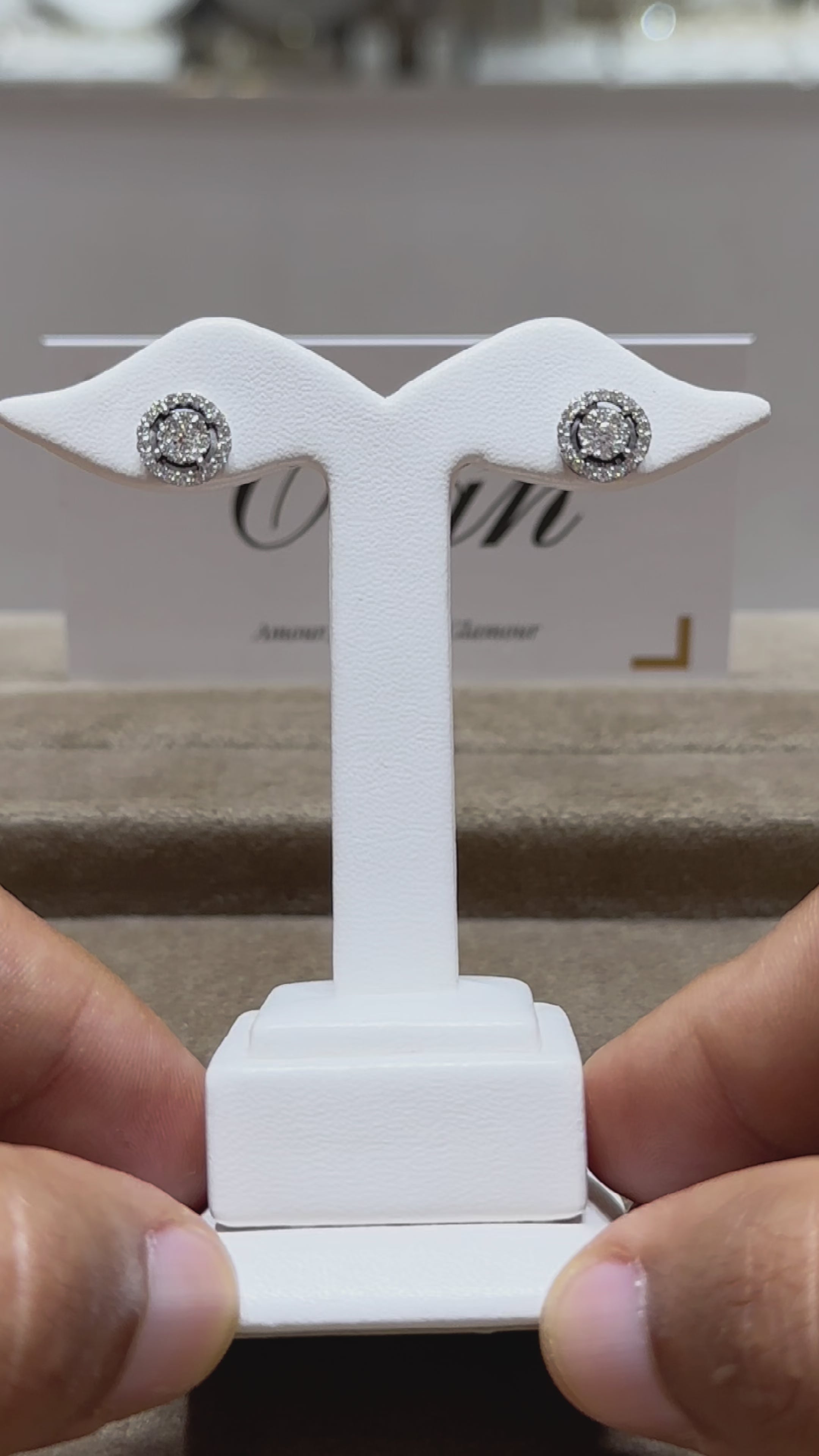 Boucle d'oreilles diamant or blanc 18k

