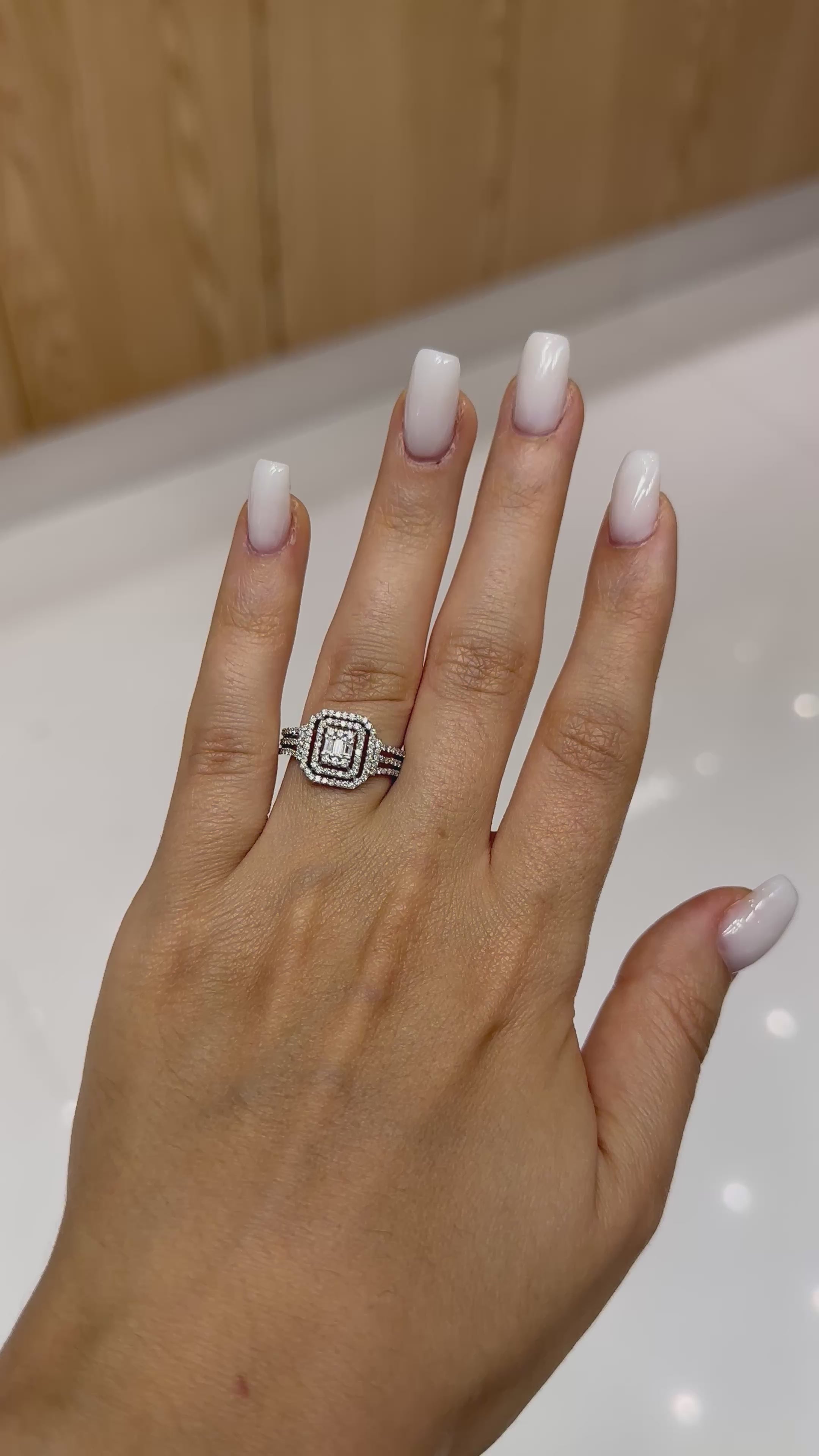 Bague diamant Carré Diamants – Diamea – vidéo 1