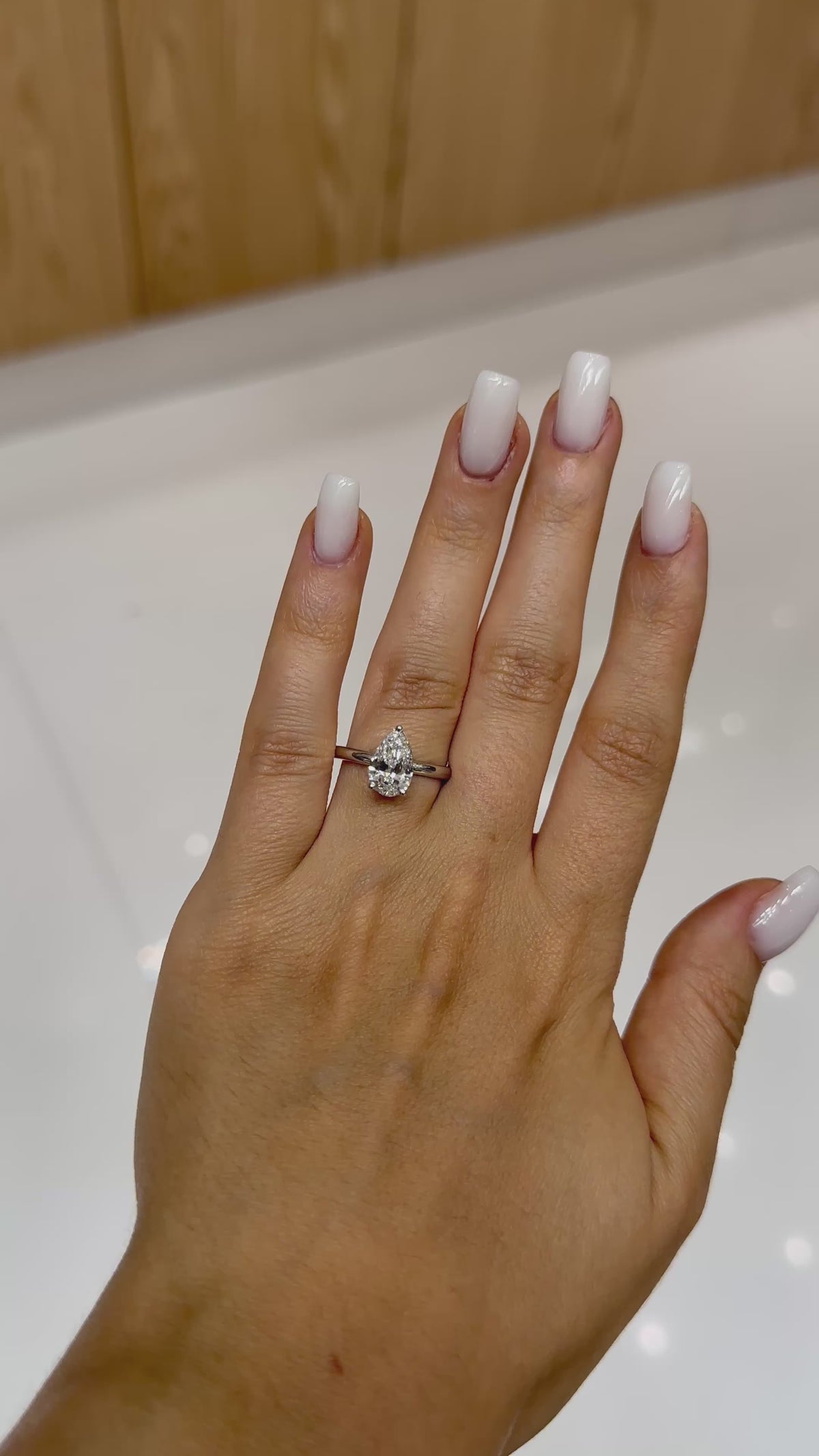 Vidéo bague solitaire diamant de laboratoire poire 1 ct – Diamea