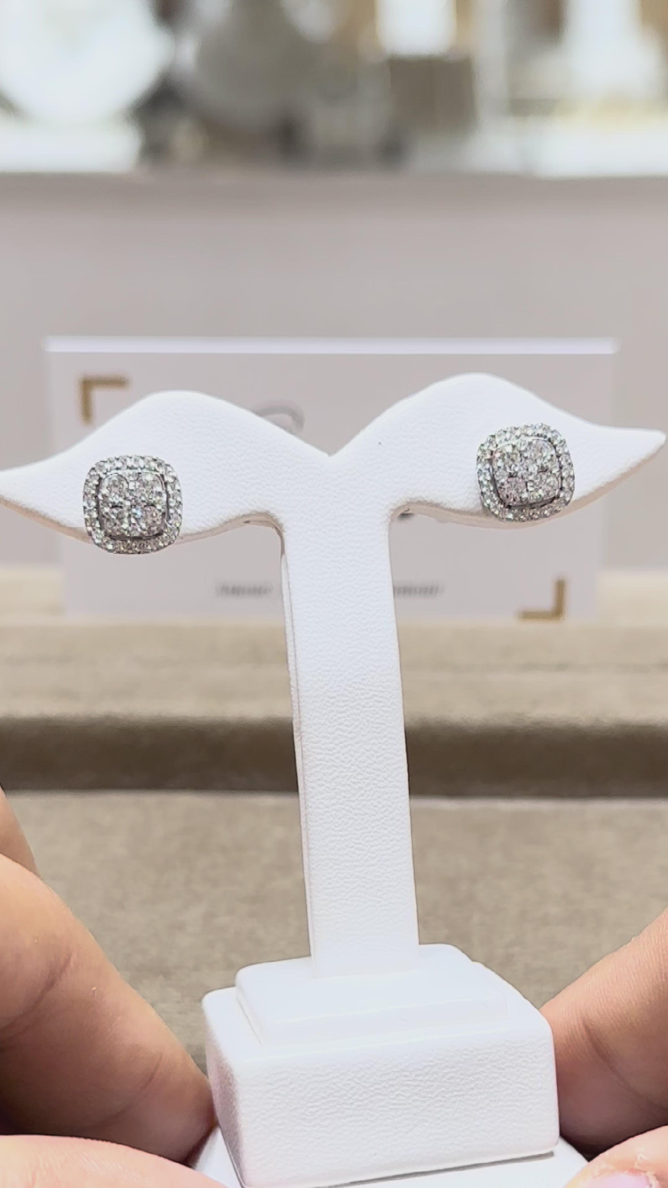 Boucles d'oreilles diamant - Quadrato Arrotondato